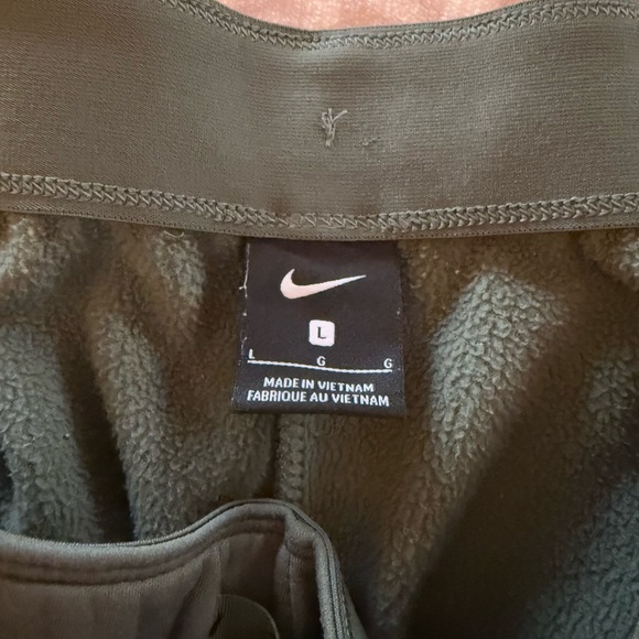 Nike Olive Green Sweatpants - Picture 5 of 5